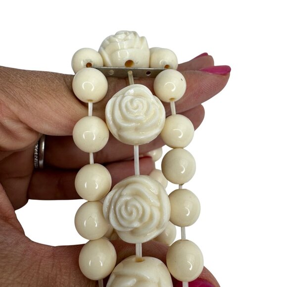 Ivory Rose‎ Beaded Stretch Stacking Bracelets Set Of 3 (9 Rows Total) - Picture 6 of 6